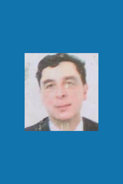 Dr. Renato Venegas Flores