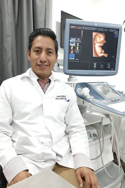 Dr. Arturo Muñoz Cortes