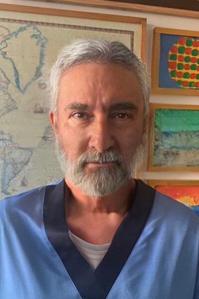 Dr. Raúl Badia Allegue 