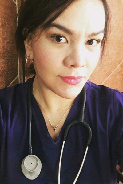 Dra. Mirna Flores Meza