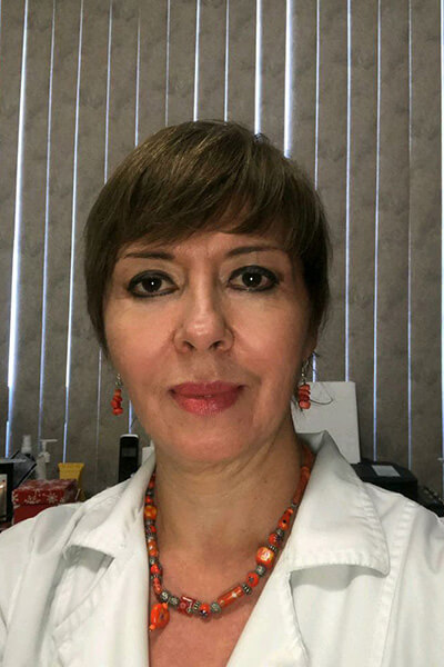 Dra. Sofia López López